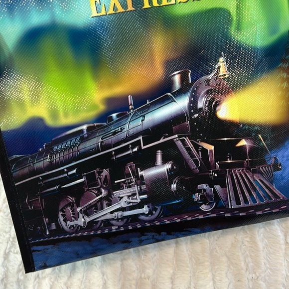 Brand new Polar express tote bag and hot cocoa mug two pack bundle - Picture 3 of 8